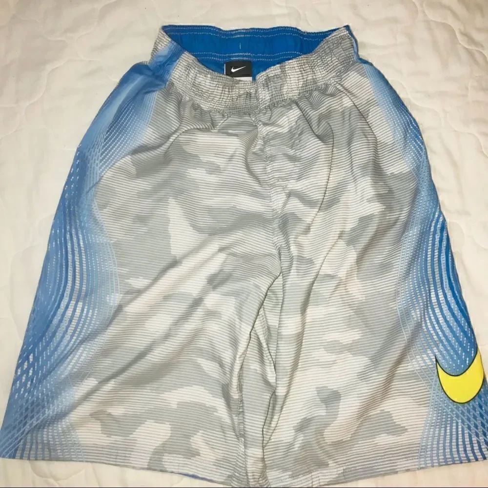 COPY - Nike boys swim trunk size XL